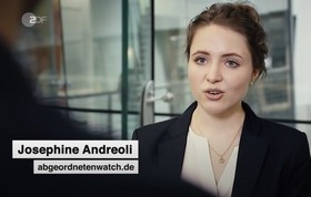 abgeordnetenwatch.de-Redakteurin Jospehine Andreoli bei ZDF-InsidePolitix